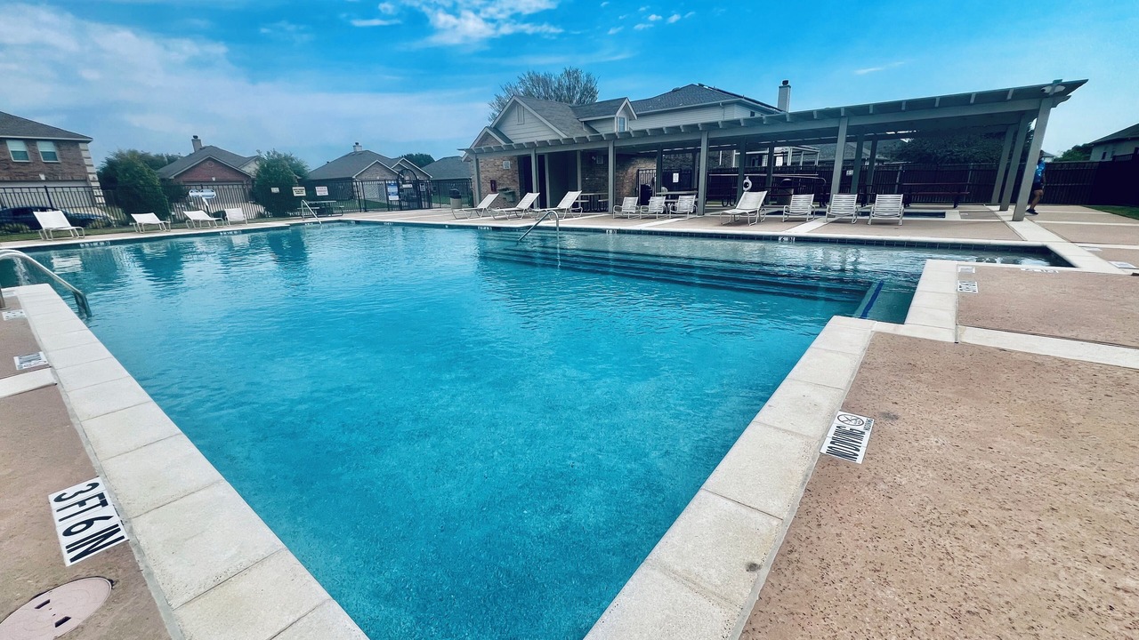Photo of Outdoor in Burleson