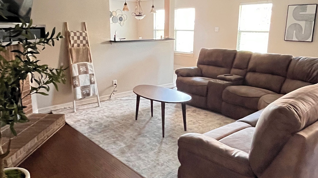 Photo of Livingroom in Burleson