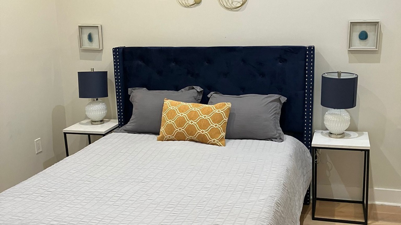 Photo of Bedroom in Washington Square West