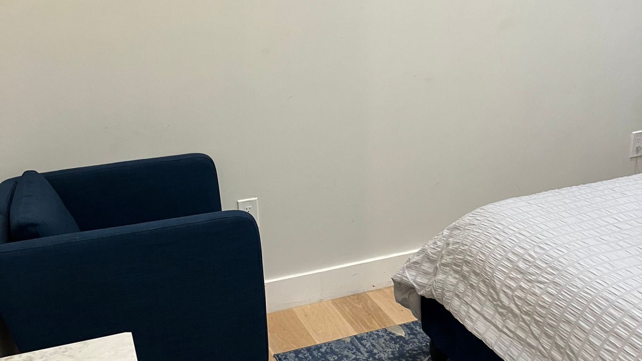 Photo of Bedroom in Washington Square West