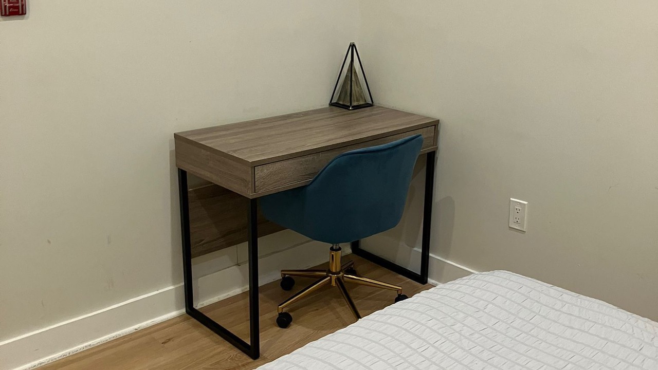 Photo of Bedroom in Washington Square West