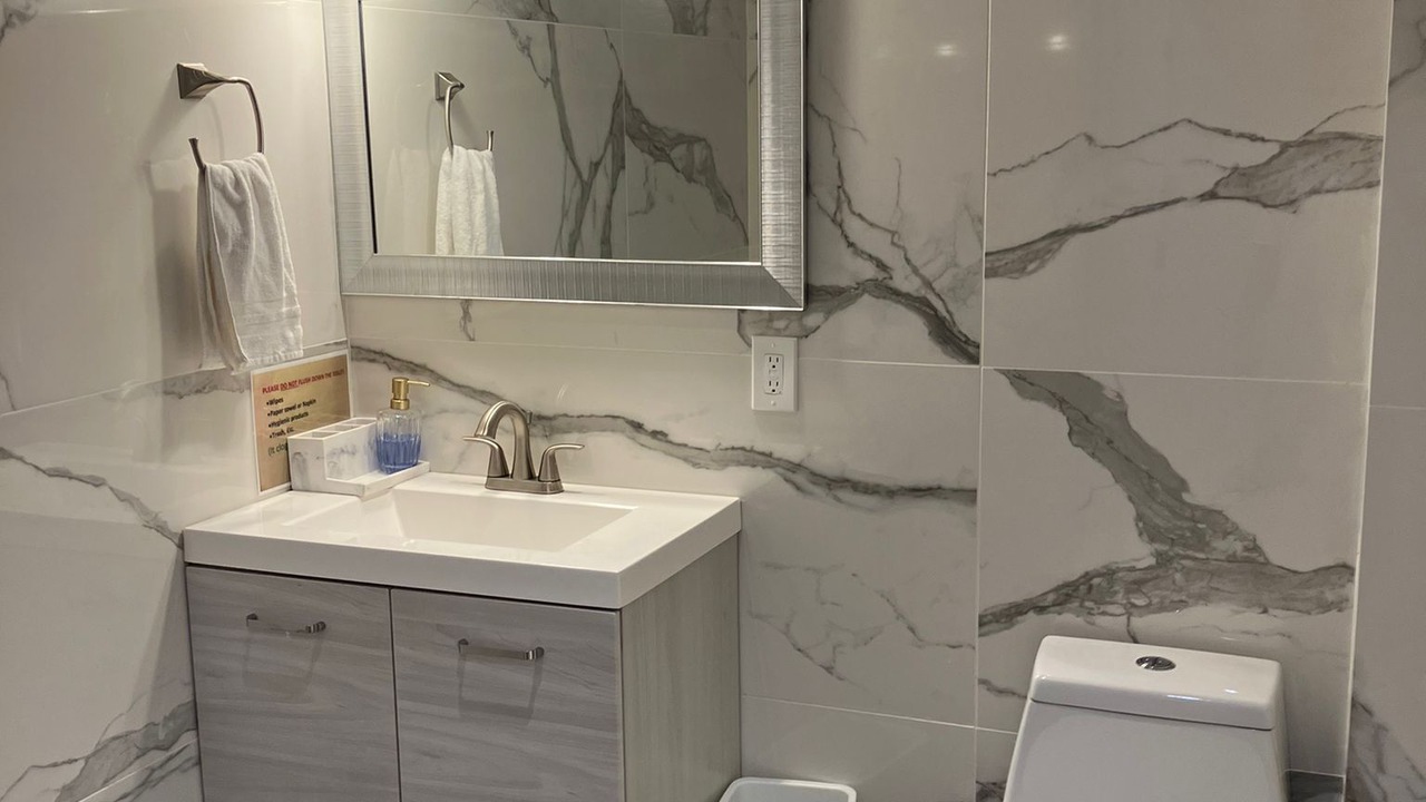 Photo of Bathroom in Washington Square West