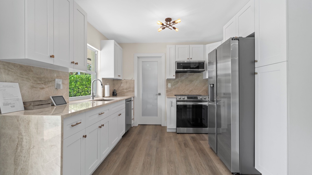 Photo of Others in Imperial Point