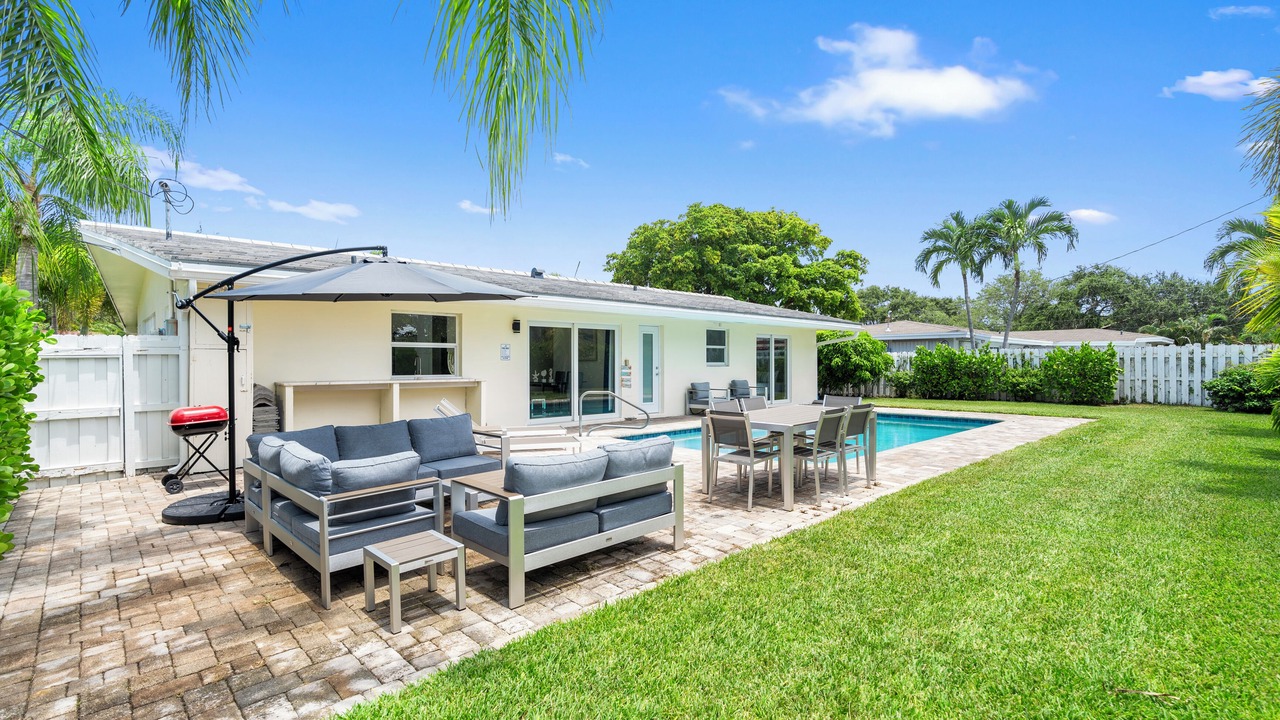 Photo of Outdoor in Imperial Point