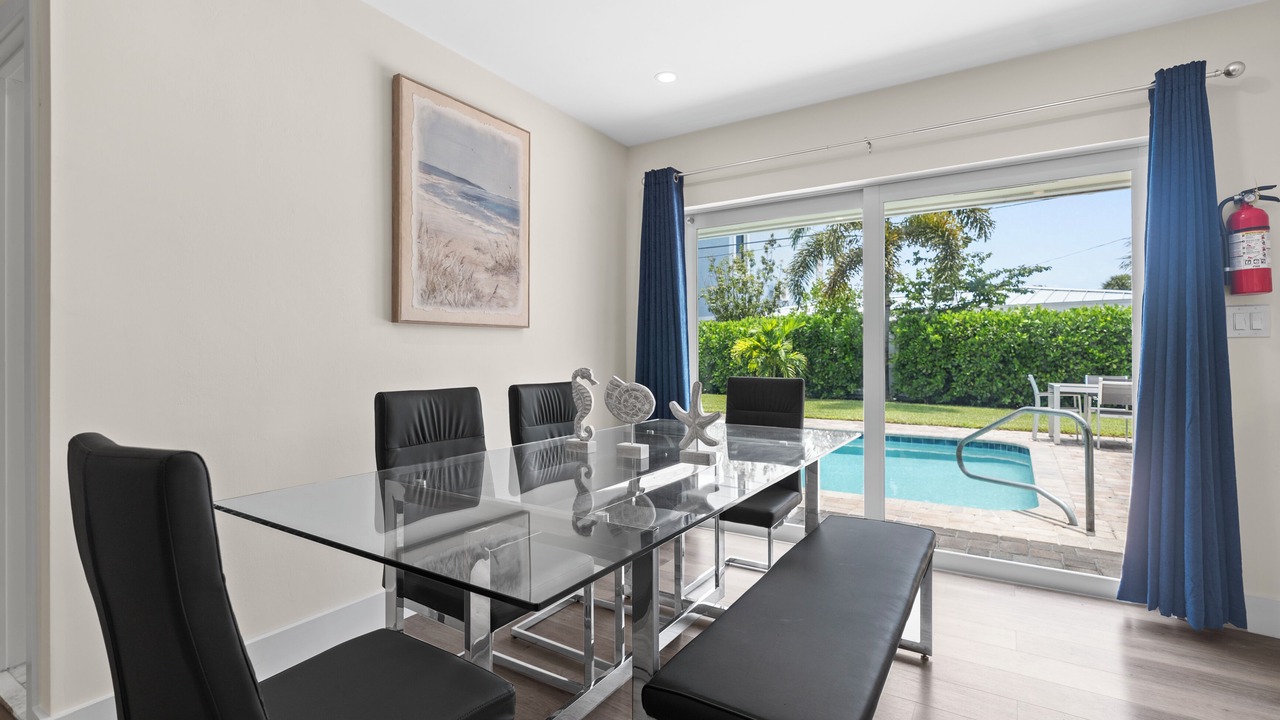 Photo of Bedroom in Imperial Point