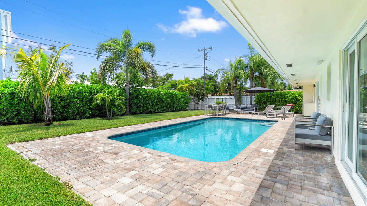 Photo of Outdoor in Imperial Point