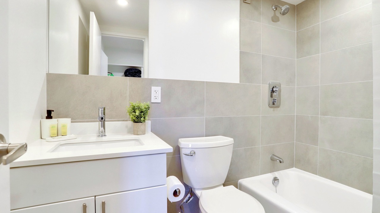 Photo of Bathroom in Court House