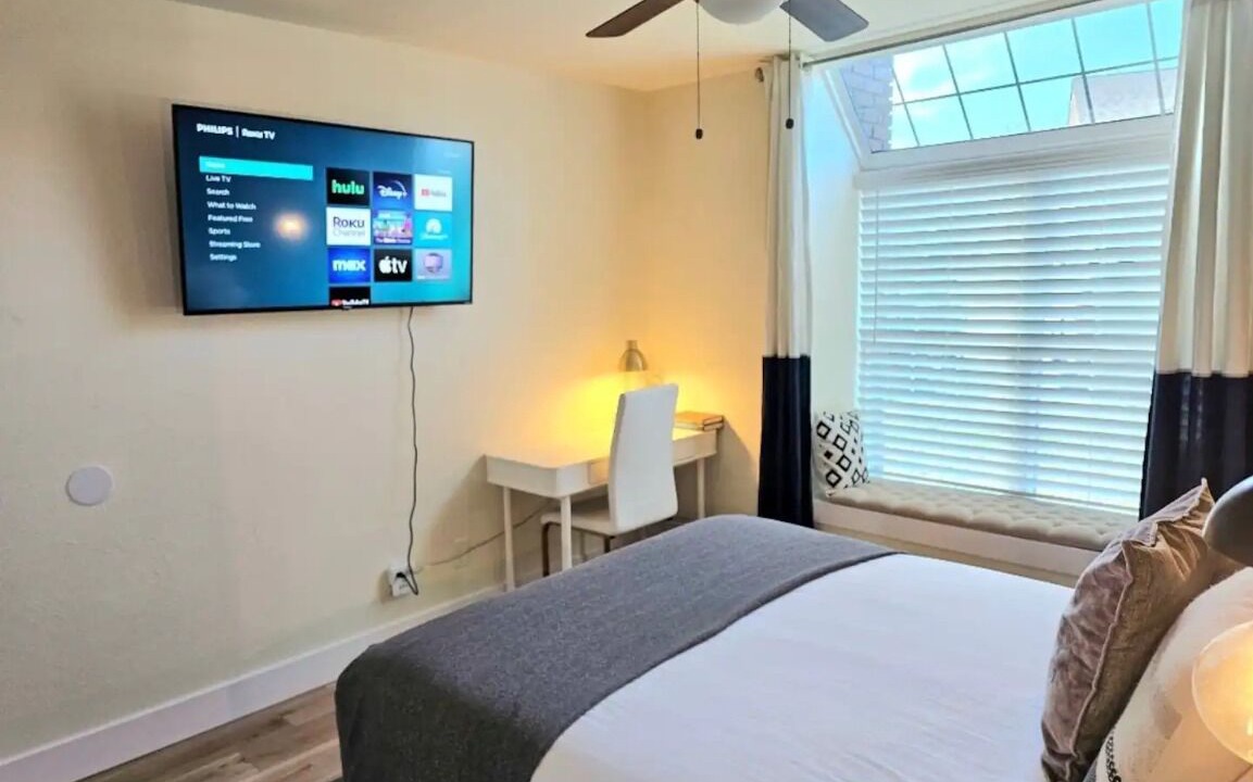 Photo of Bedroom in Garland