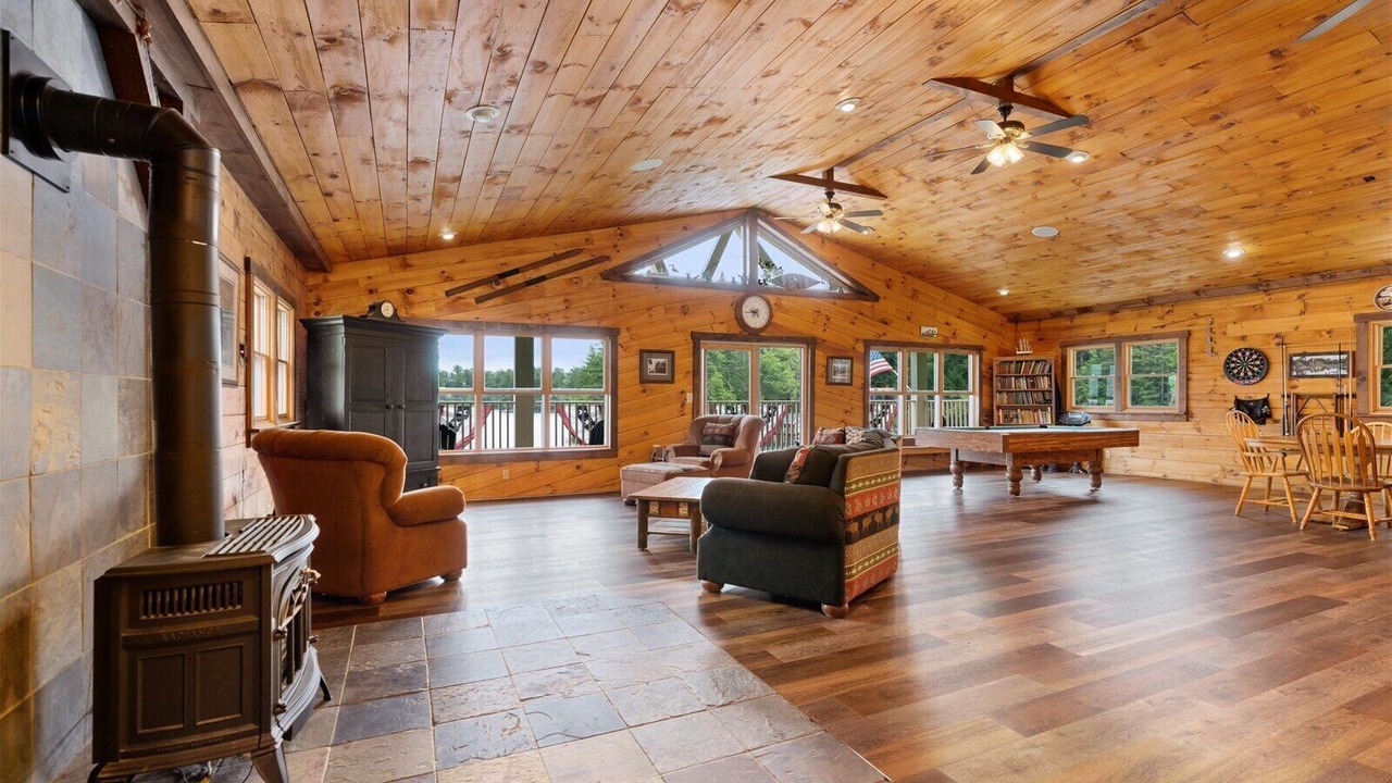 Photo of Others in Brantingham