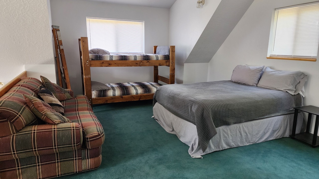 Photo of Bedroom in Alpine
