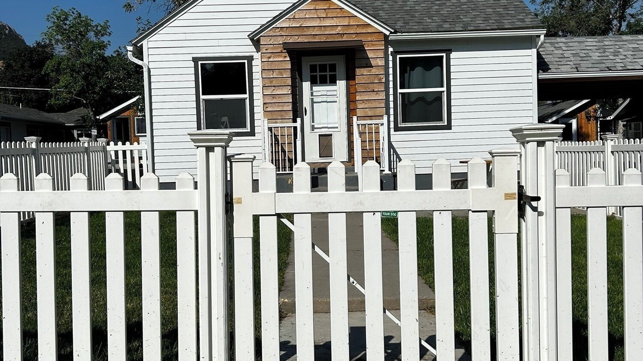 Photo of Others in Helena