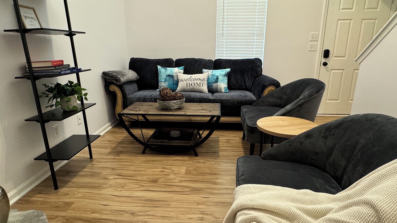 Photo of Livingroom in Winder