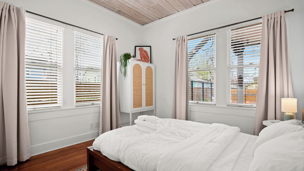 Photo of Bedroom in Holly