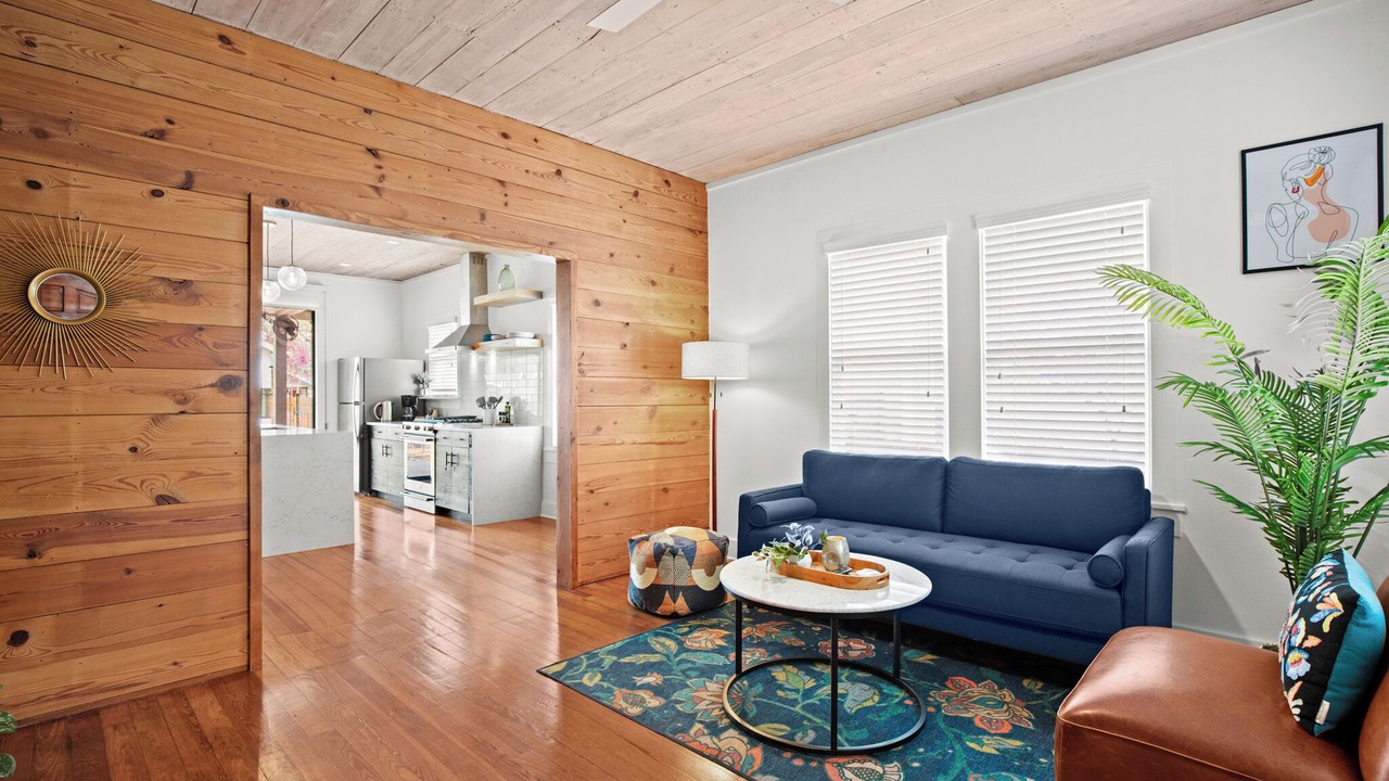 Photo of Livingroom in Holly