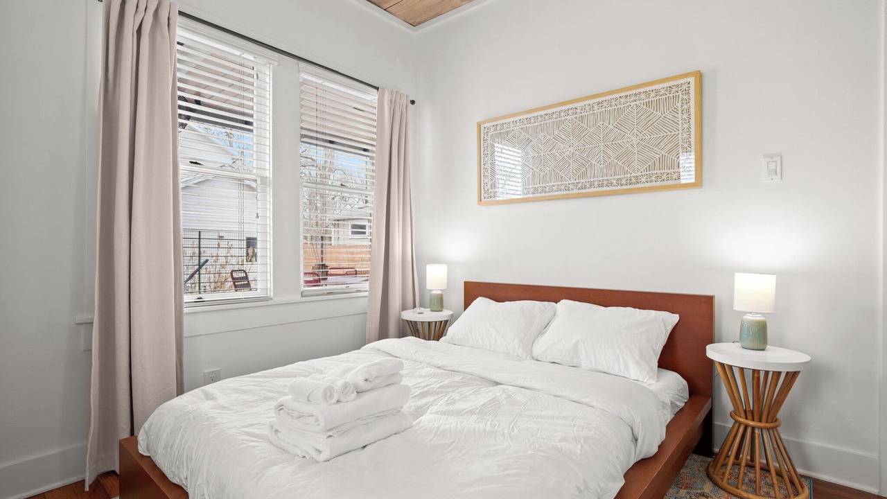 Photo of Bedroom in Holly