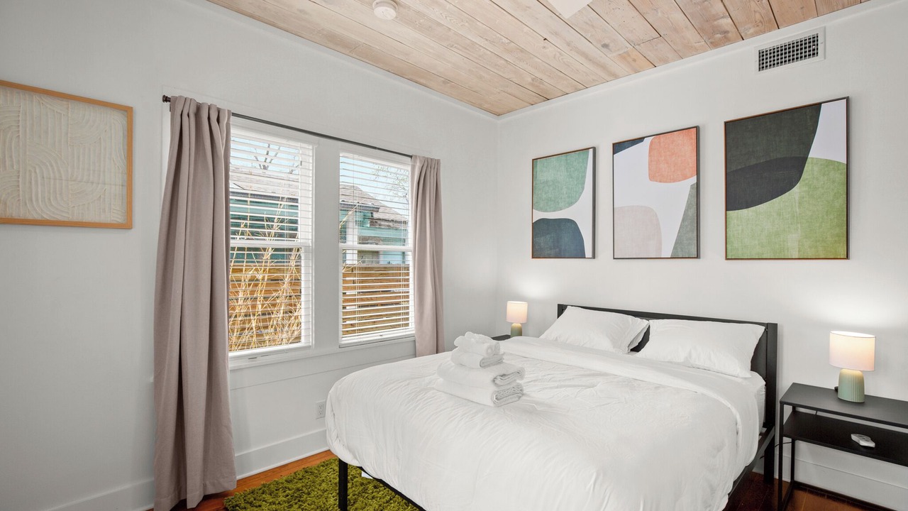 Photo of Bedroom in Holly