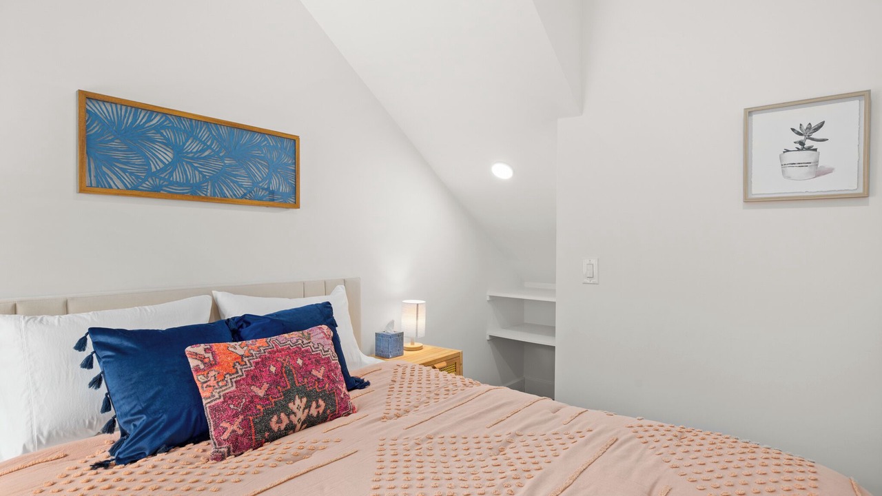 Photo of Bedroom in Holly