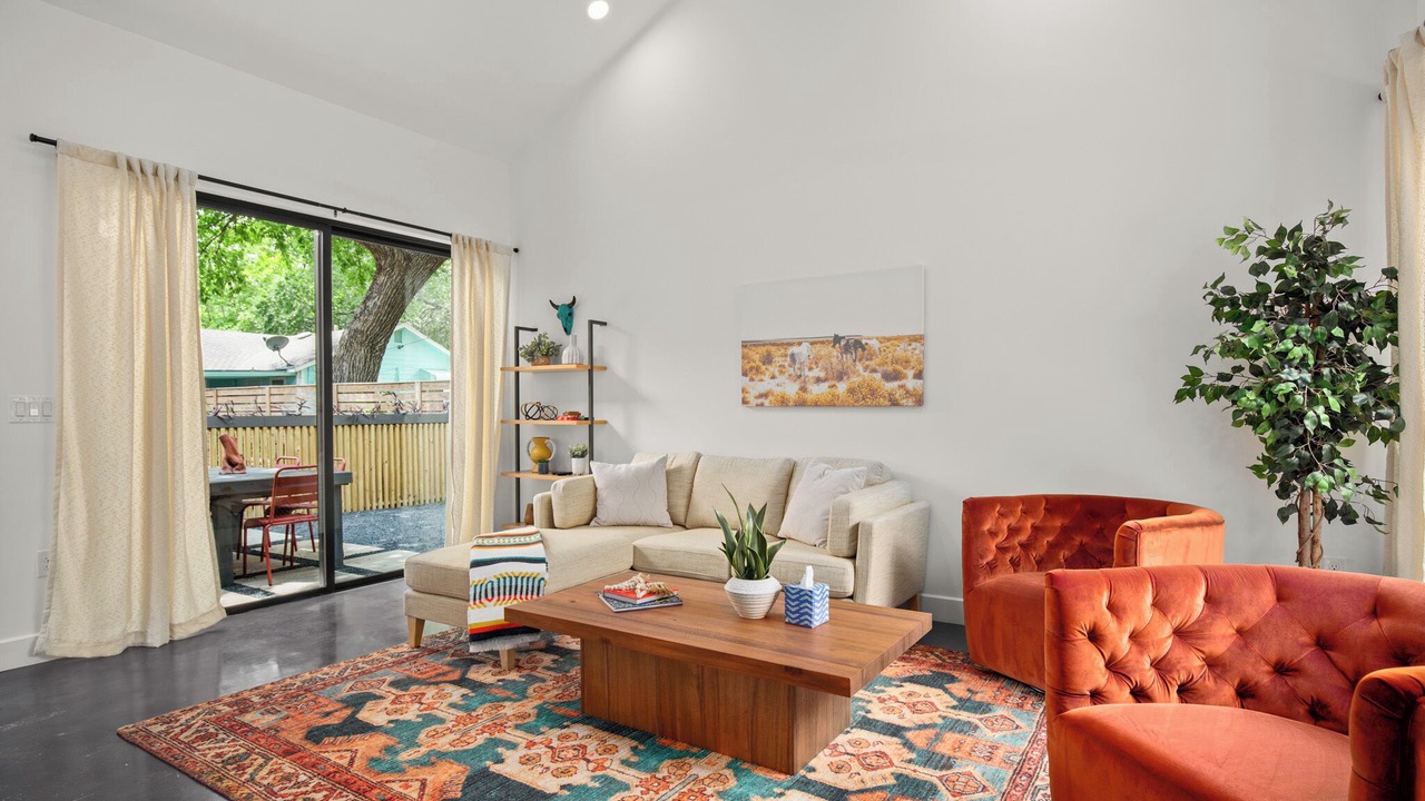 Photo of Livingroom in Holly