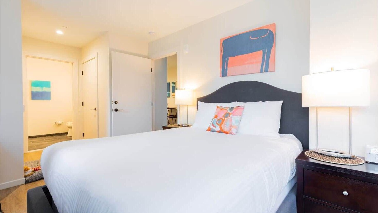 Photo of Bedroom in Seaport District