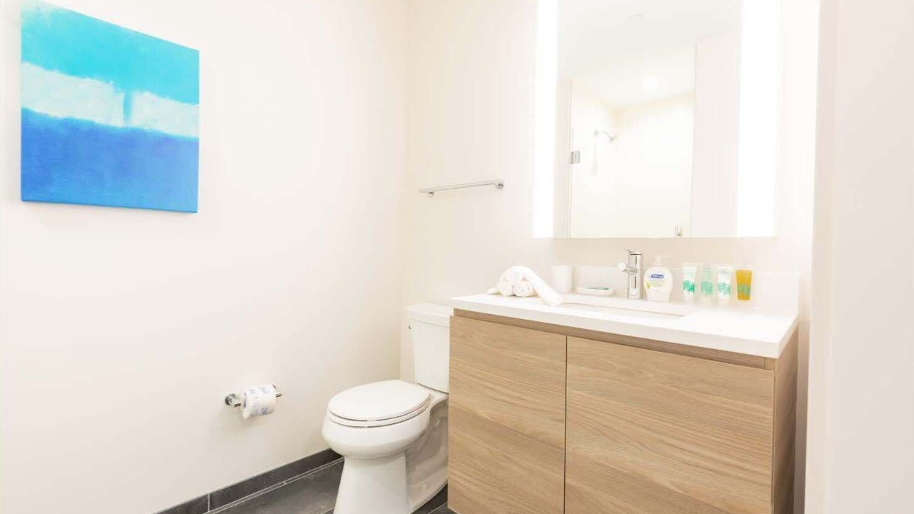 Photo of Bathroom in Seaport District