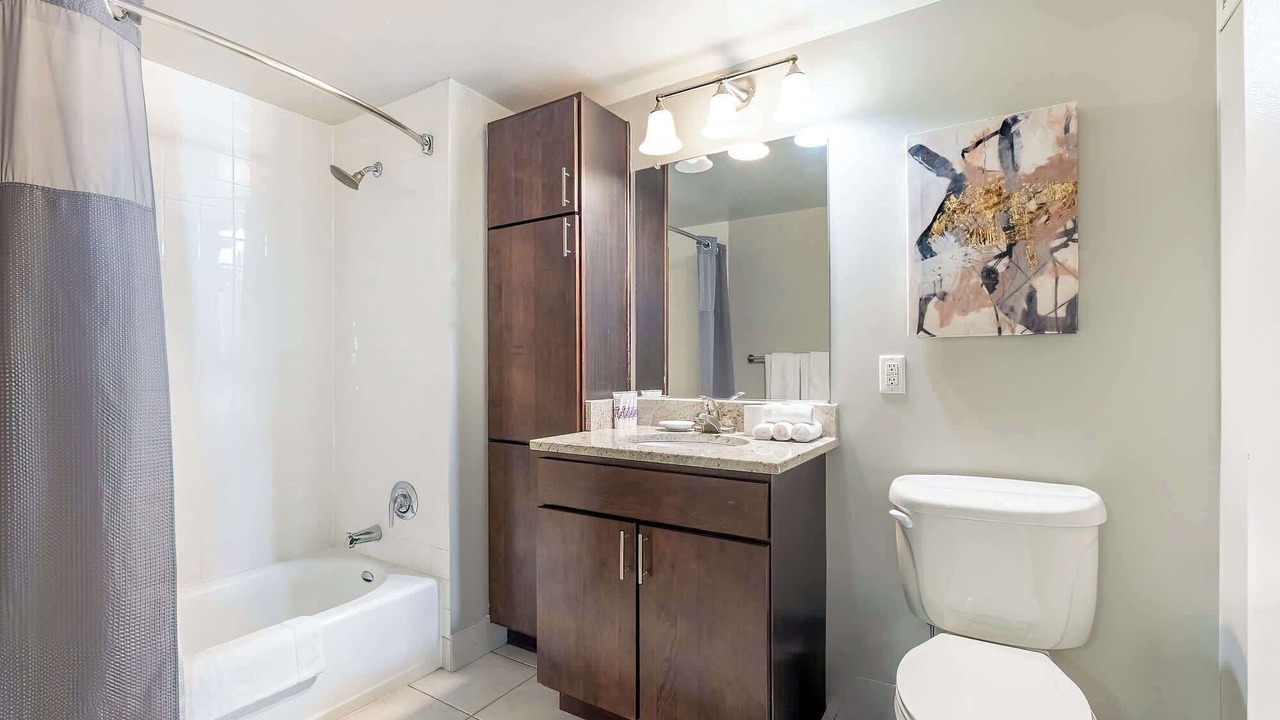 Photo of Bathroom in White Plains