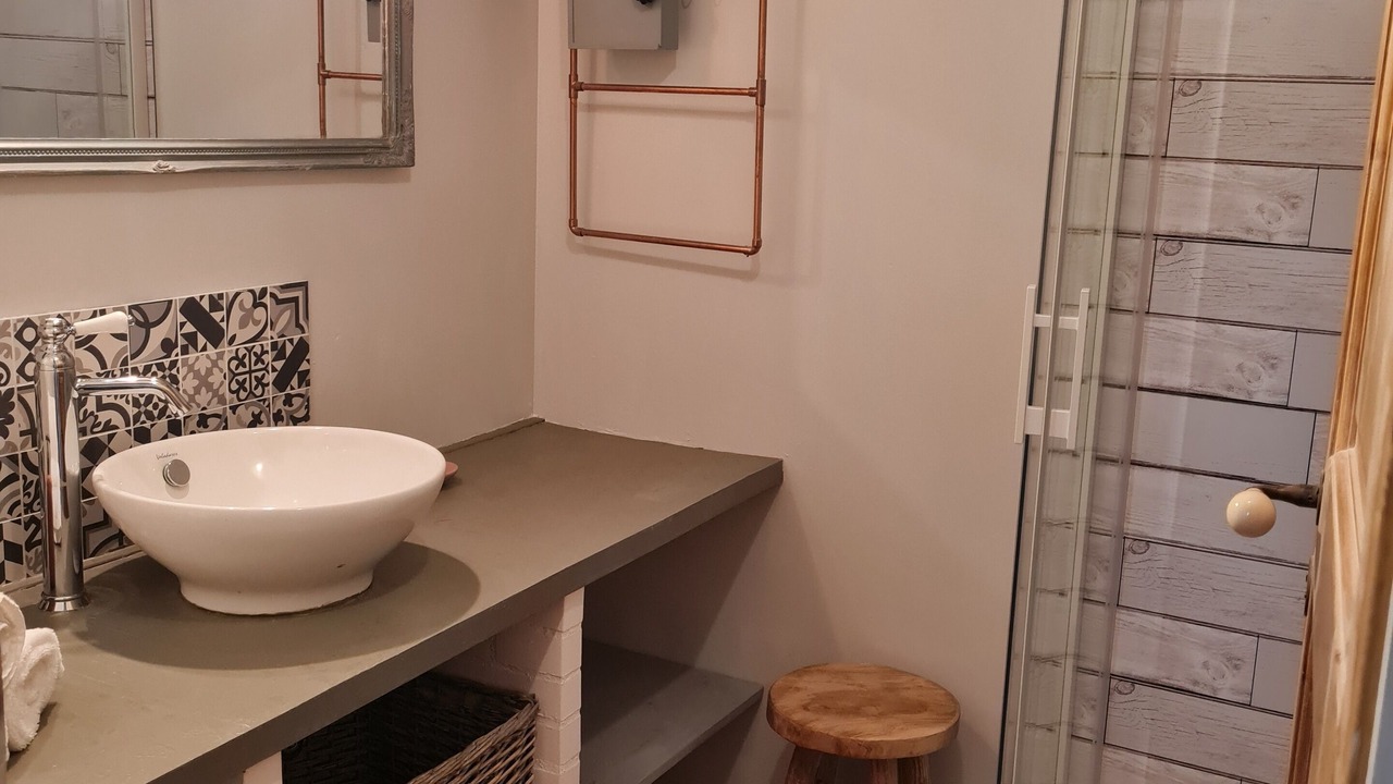 Photo of Bathroom in Cisai-Saint-Aubin