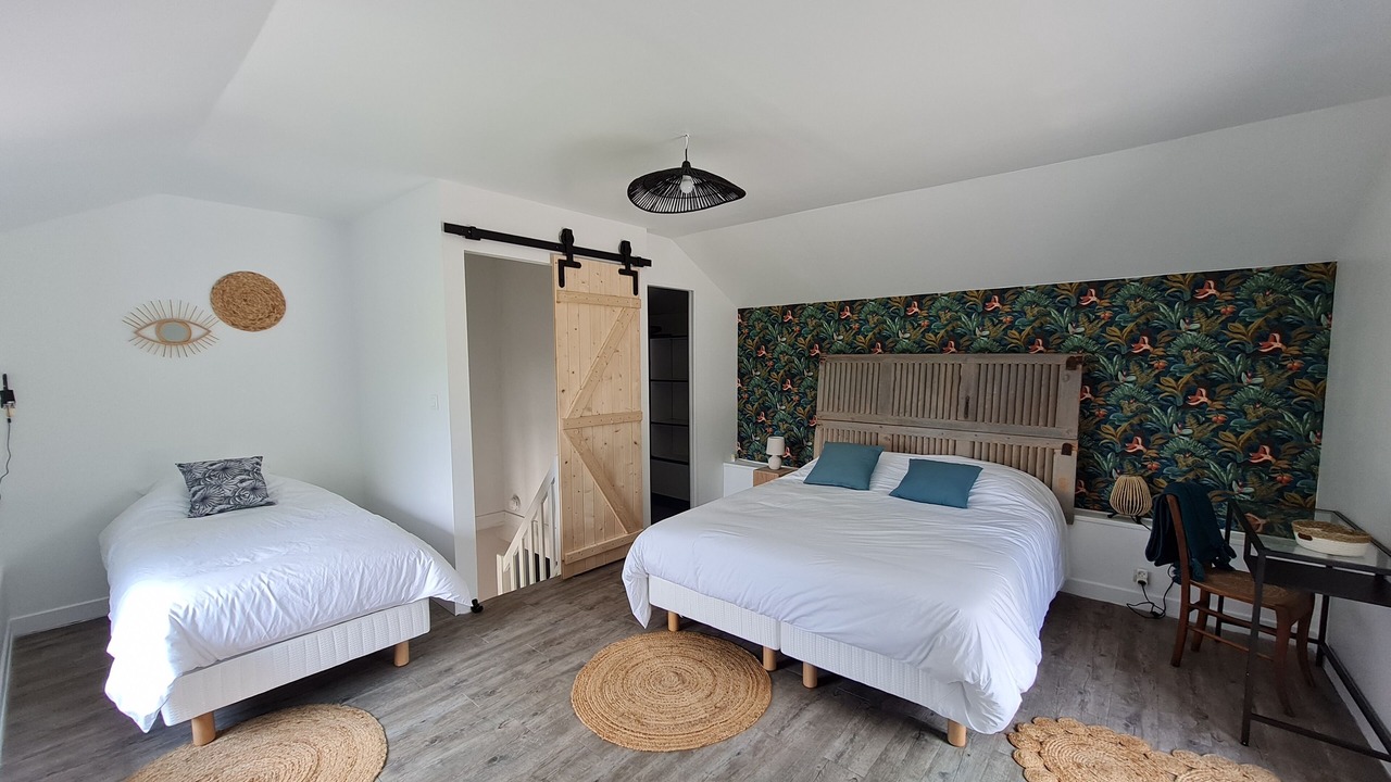 Photo of Bedroom in Cisai-Saint-Aubin