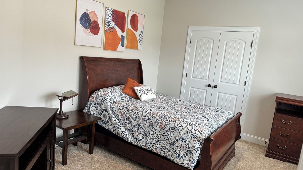 Photo of Bedroom in Grovetown