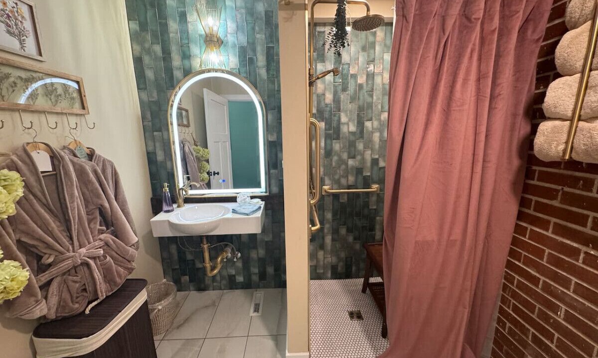 Photo of Bathroom in Perryville