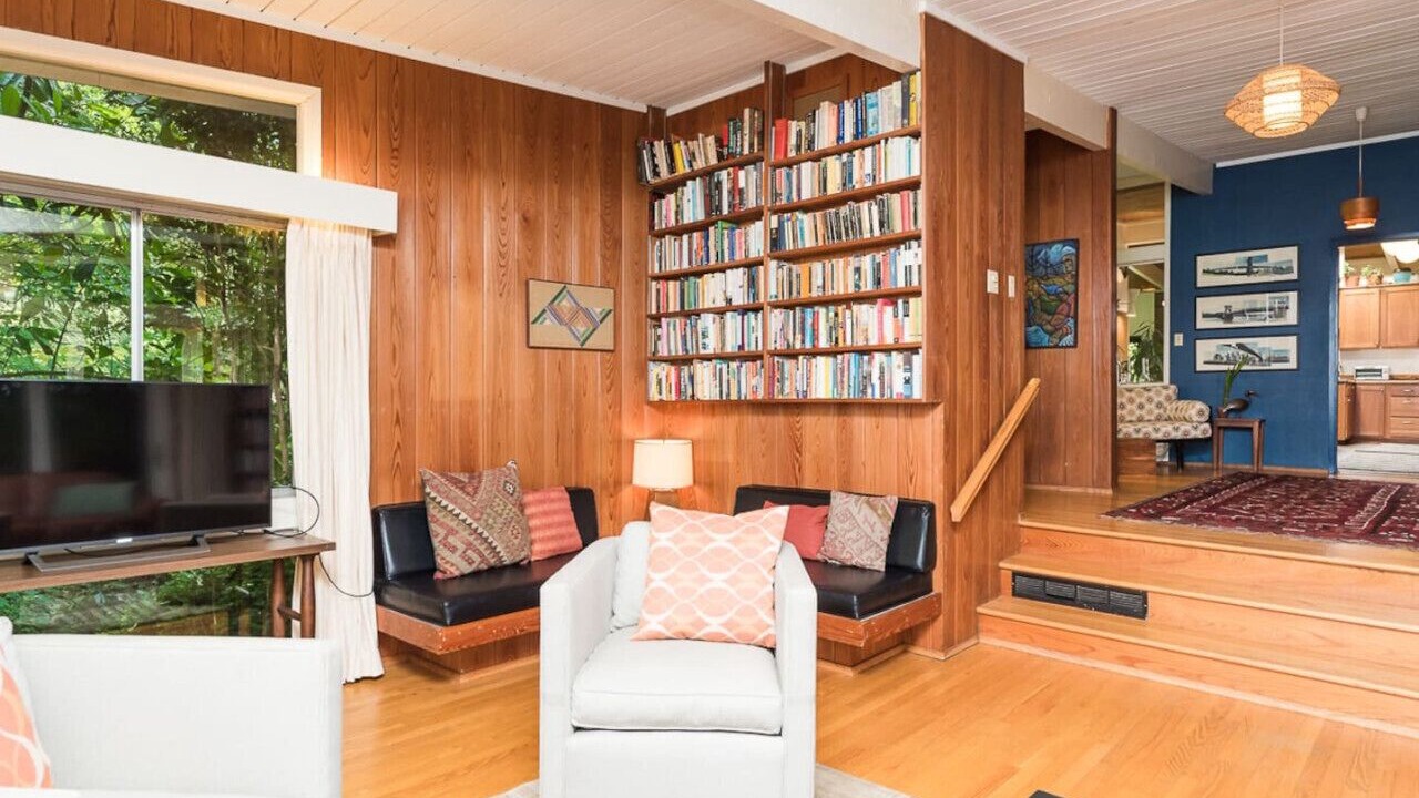 Photo of Livingroom in Chapel Hill