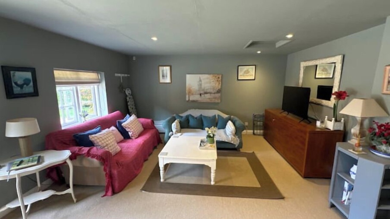 Photo of Livingroom in Mapledurwell