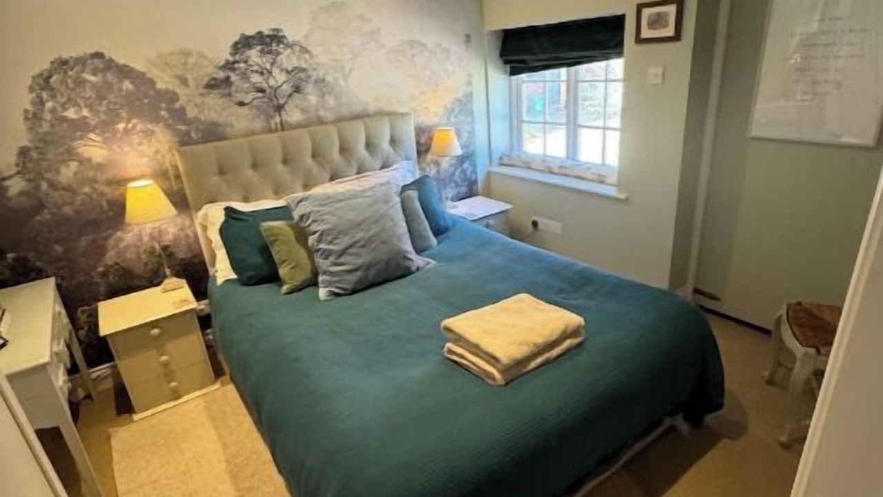 Photo of Bedroom in Mapledurwell