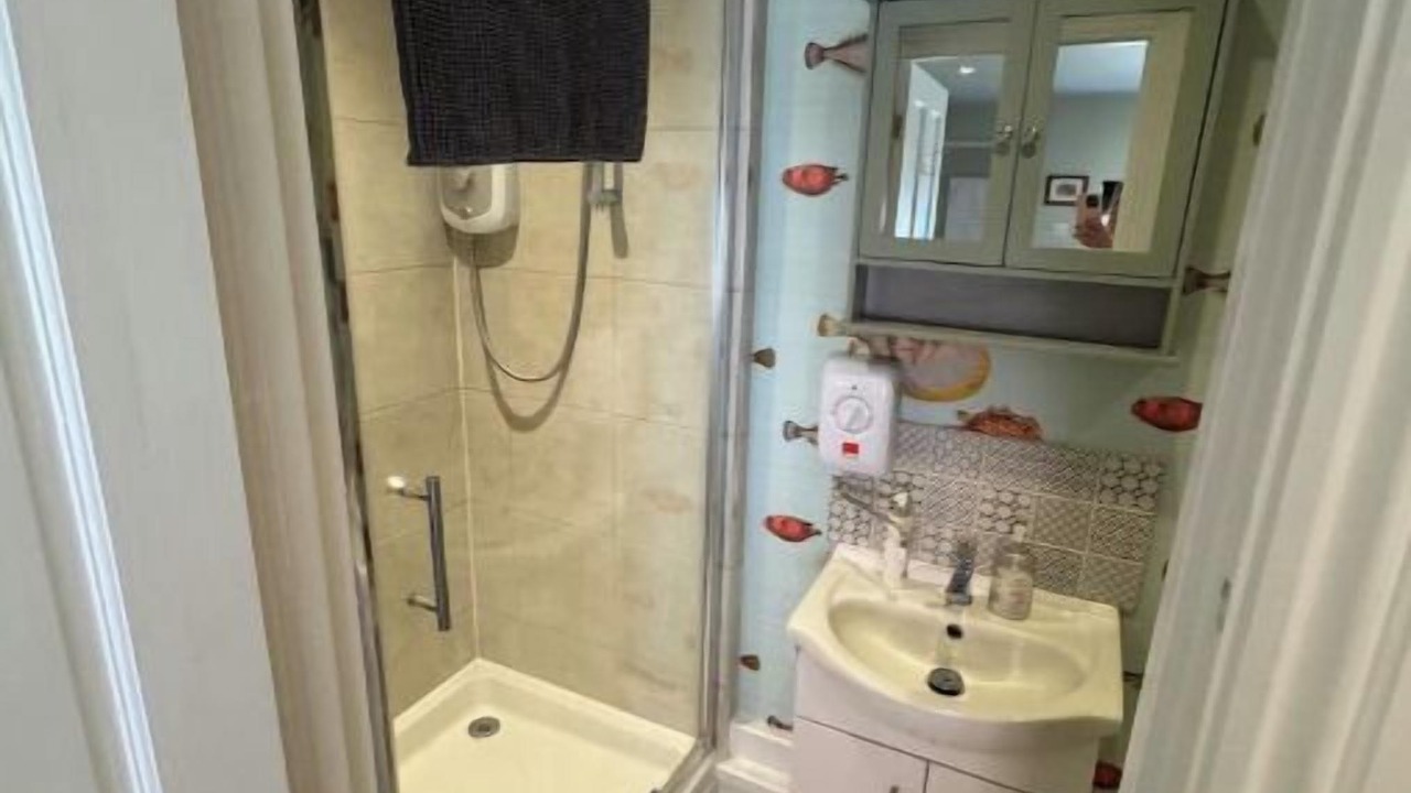 Photo of Bathroom in Mapledurwell