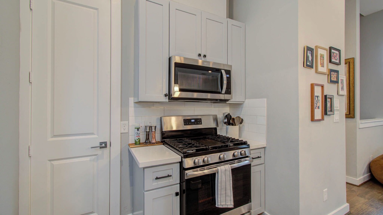 Photo of Kitchen in Washington Ave./ Memorial Park