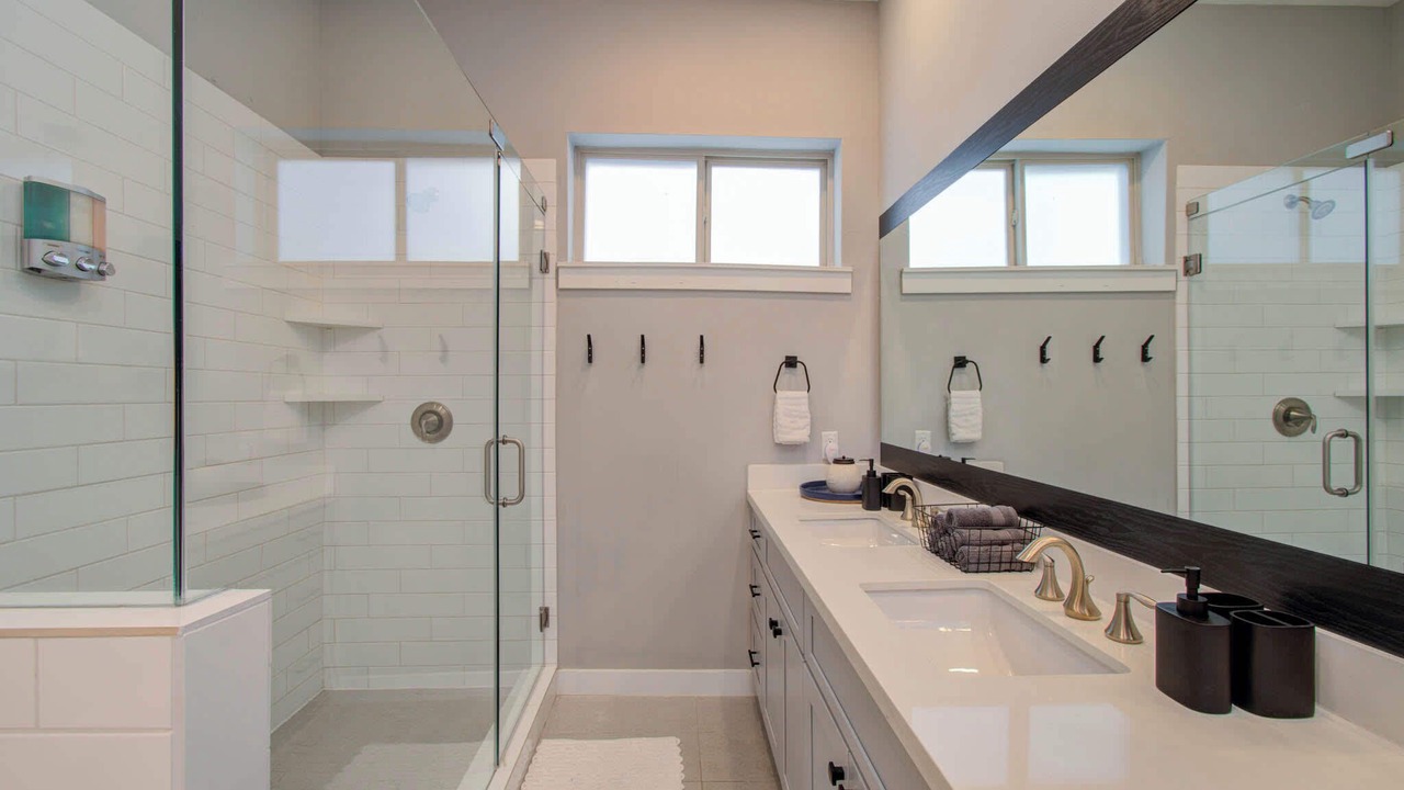 Photo of Bathroom in Washington Ave./ Memorial Park