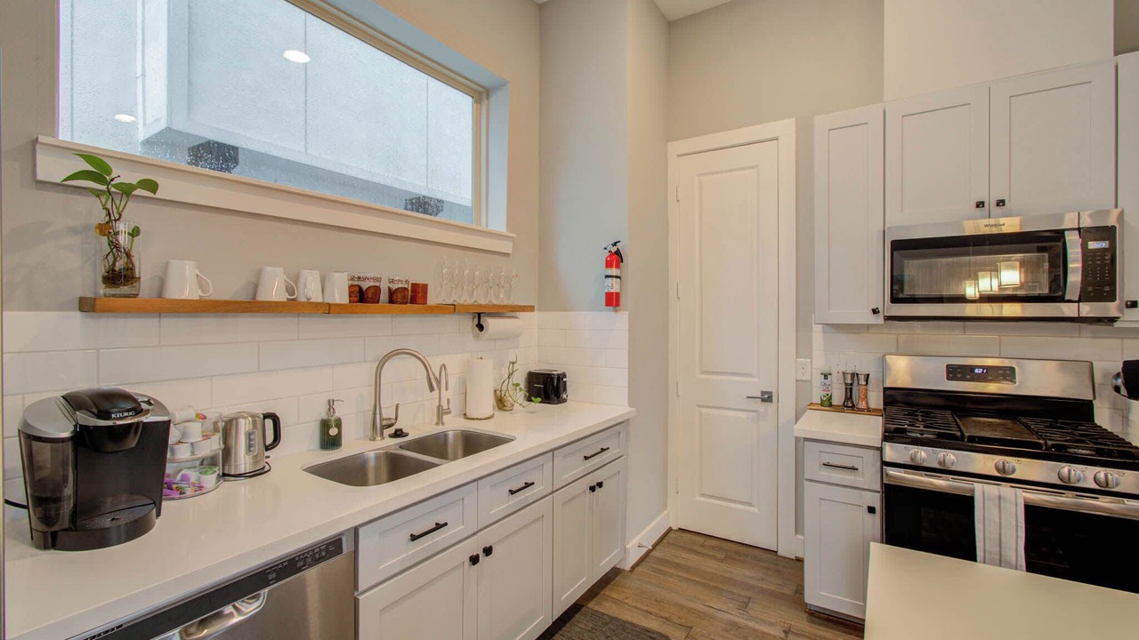 Photo of Kitchen in Washington Ave./ Memorial Park