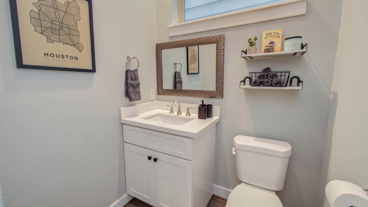 Photo of Bathroom in Washington Ave./ Memorial Park