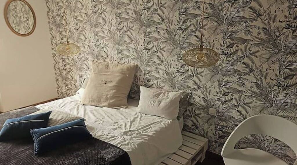Photo of Bedroom in Saint-Martin-Lalande