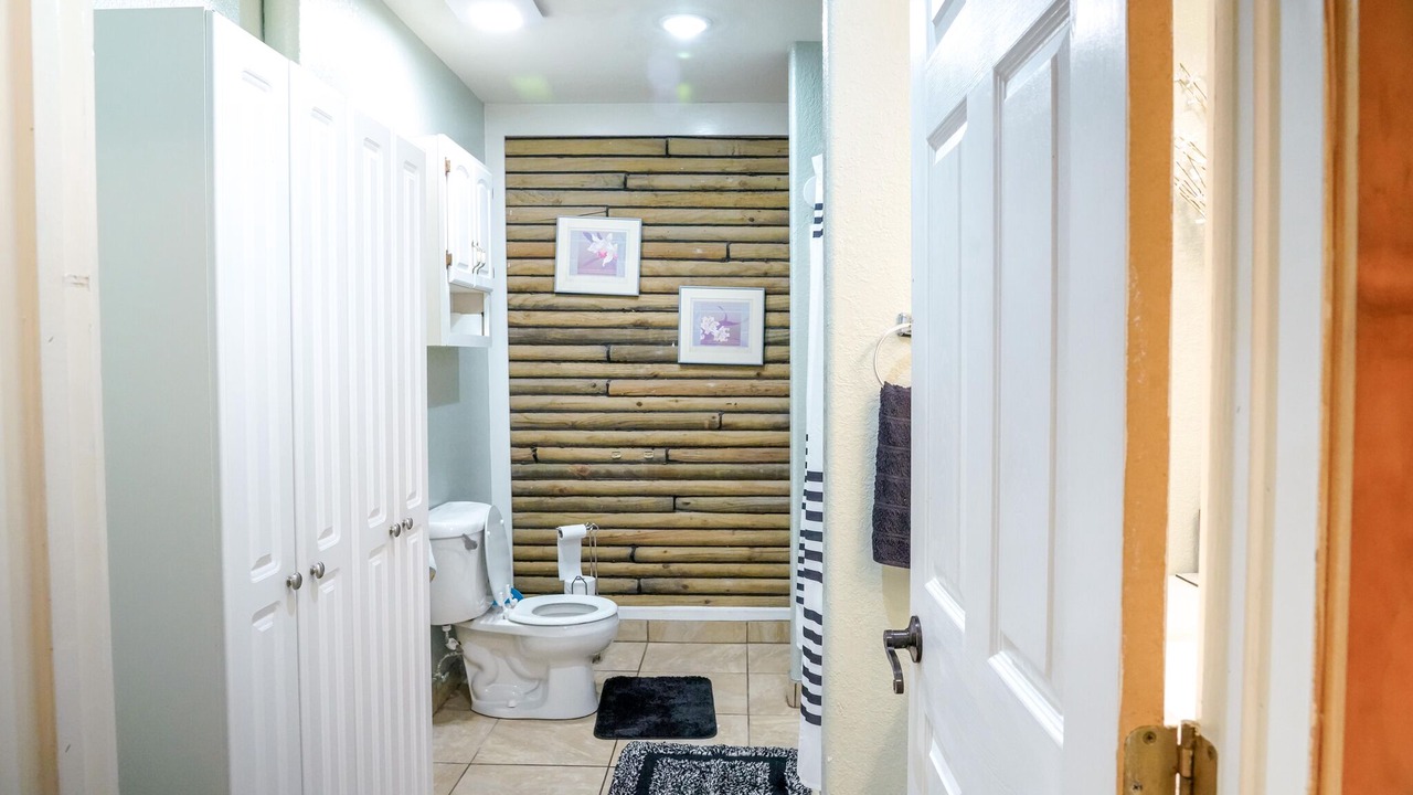 Photo of Bathroom in Bacliff