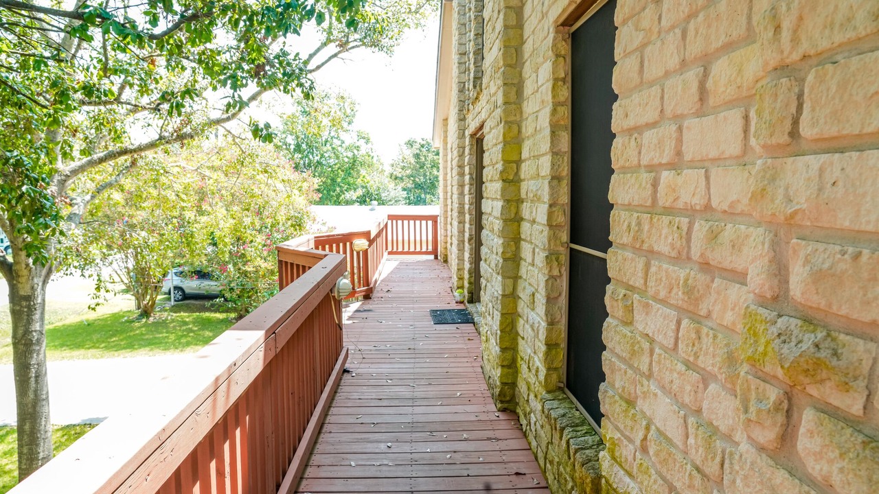 Photo of Patio Balcony in Bacliff