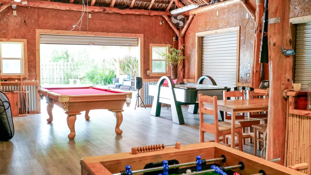 Photo of Bedroom in Bacliff