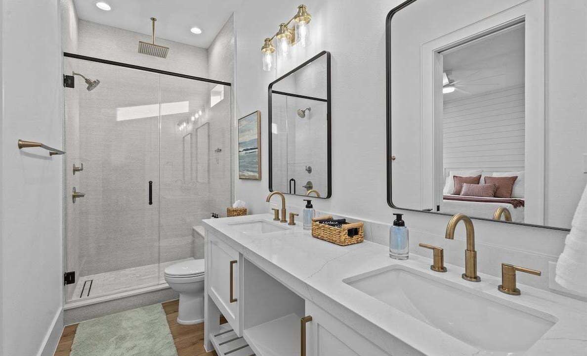 Photo of Bathroom in Crystal Beach