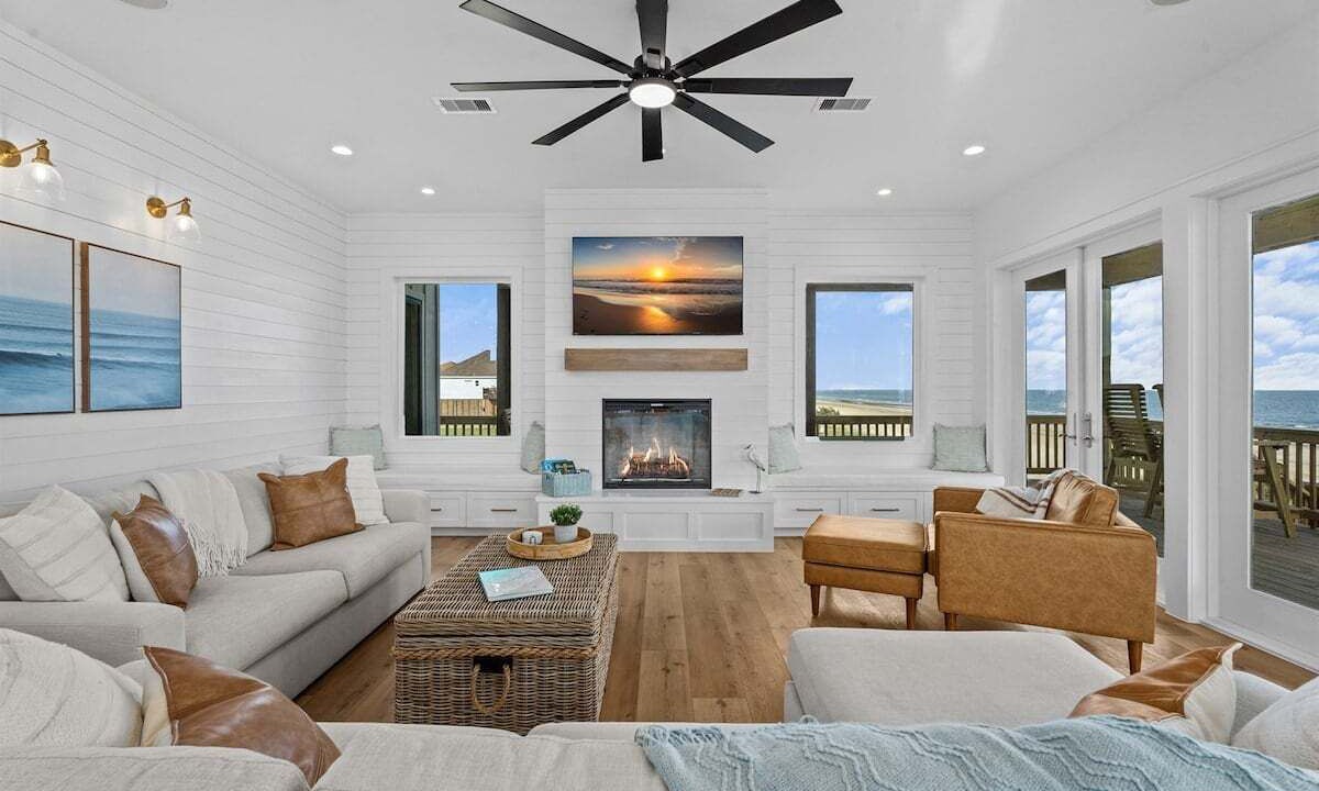 Photo of Livingroom in Crystal Beach