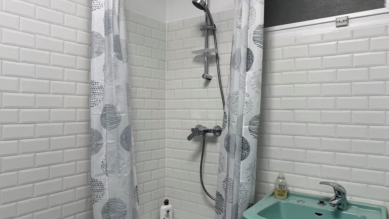 Photo of Bathroom in Epone