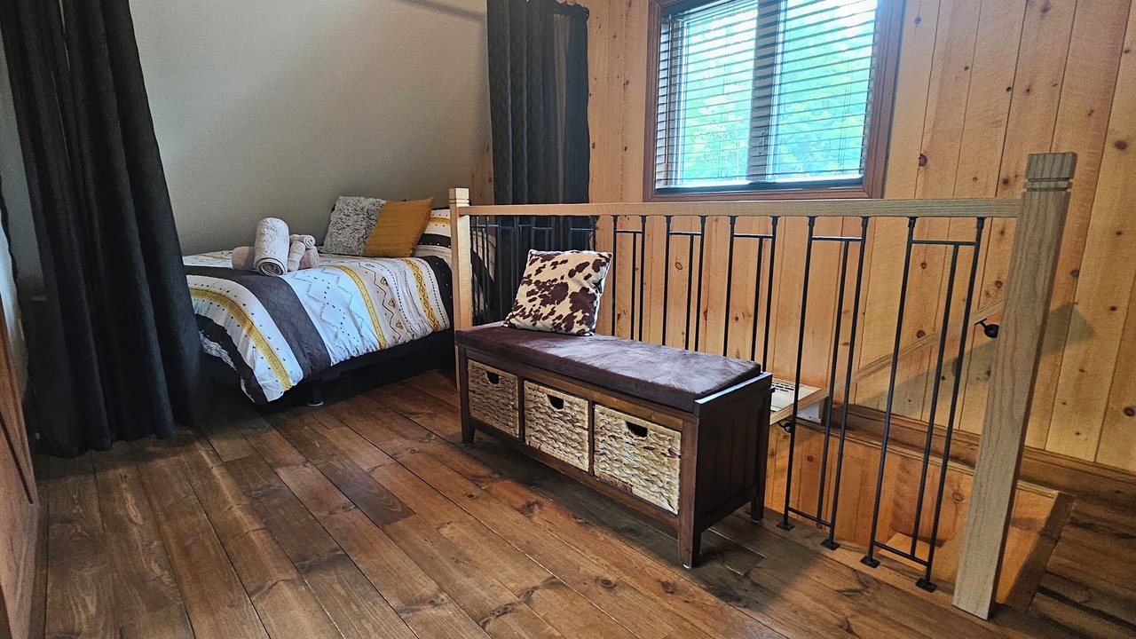 Photo of Bedroom in Saint-Alexis-des-Monts