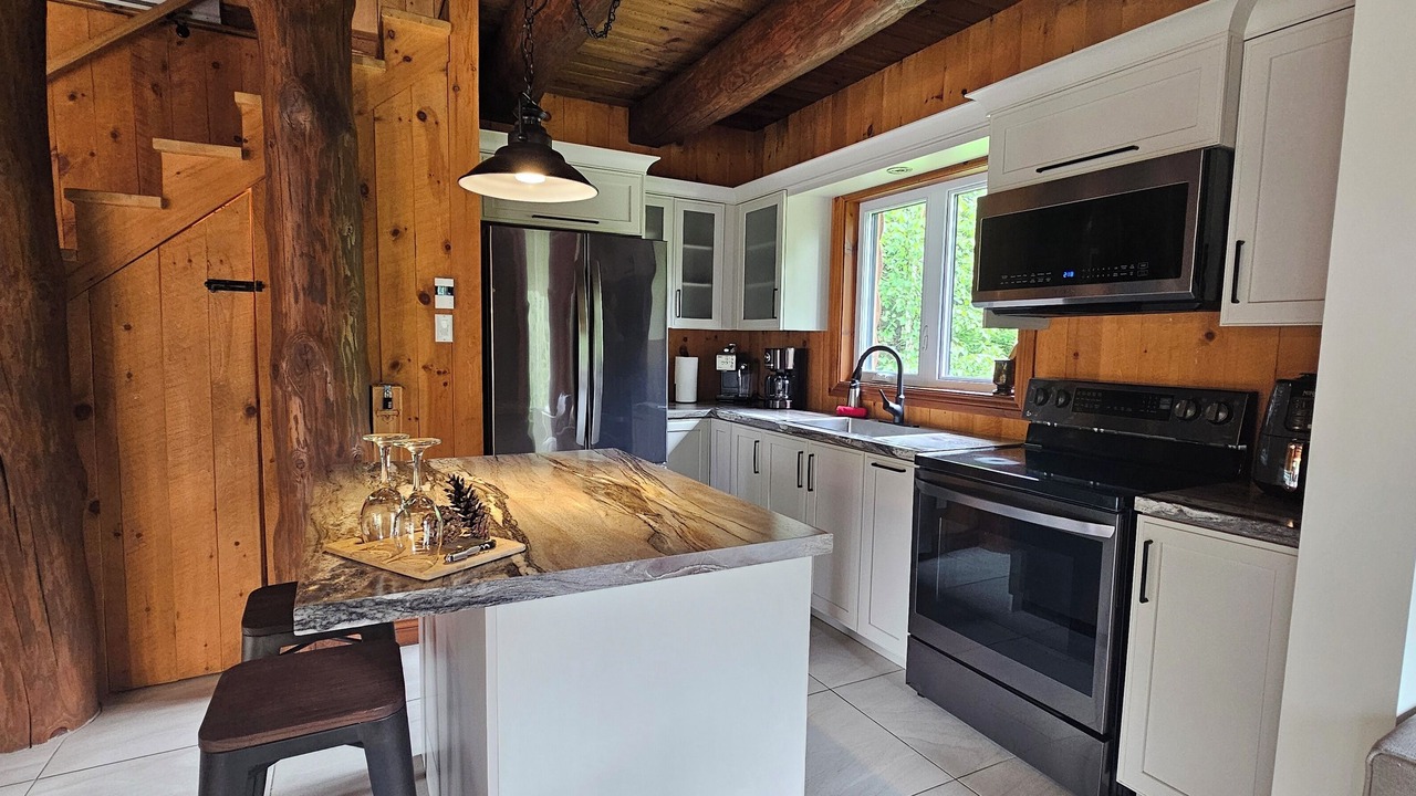 Photo of Kitchen in Saint-Alexis-des-Monts