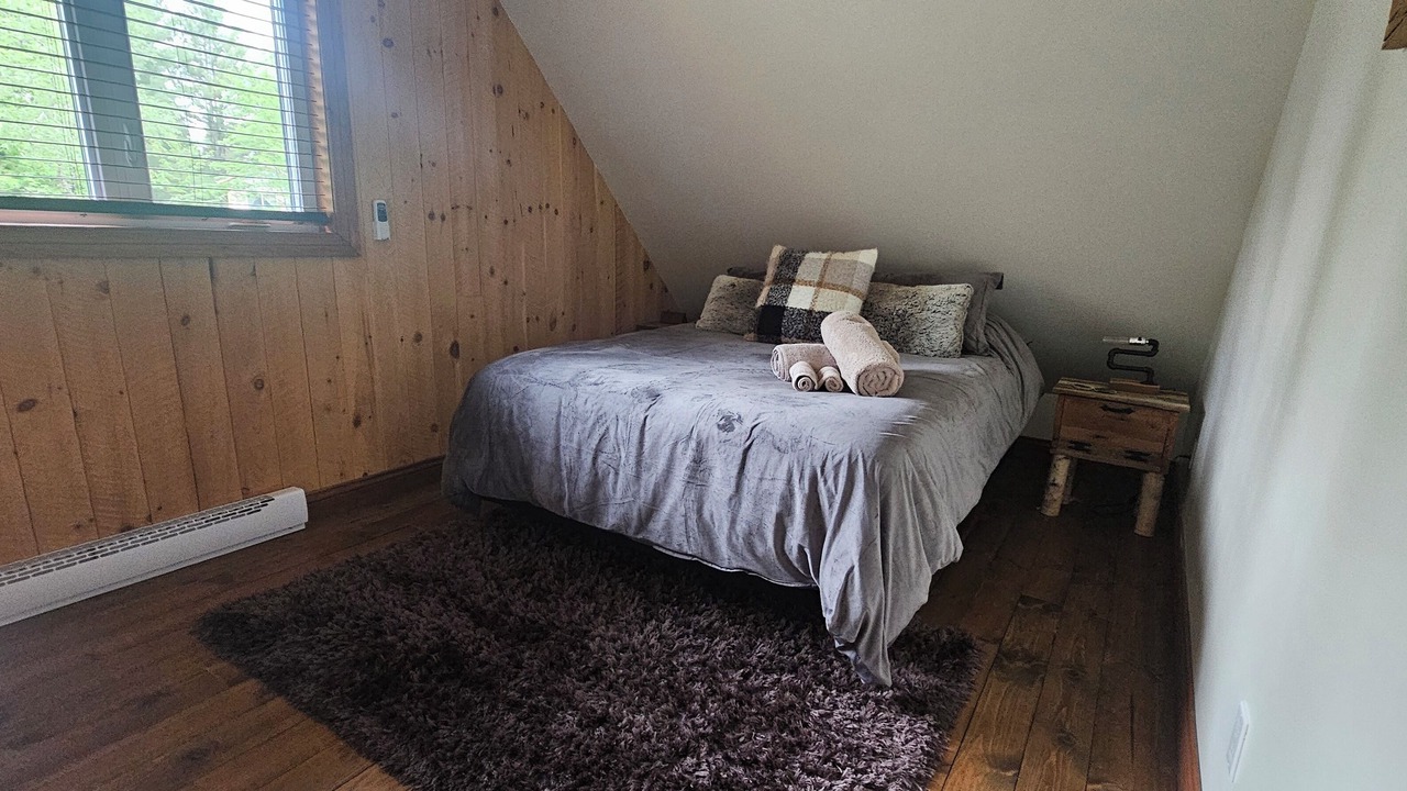 Photo of Bedroom in Saint-Alexis-des-Monts