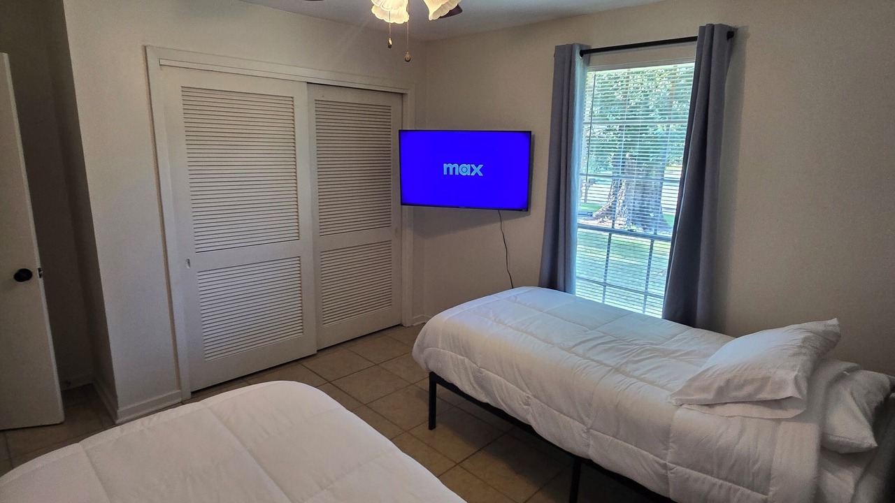 Photo of Bedroom in Baker