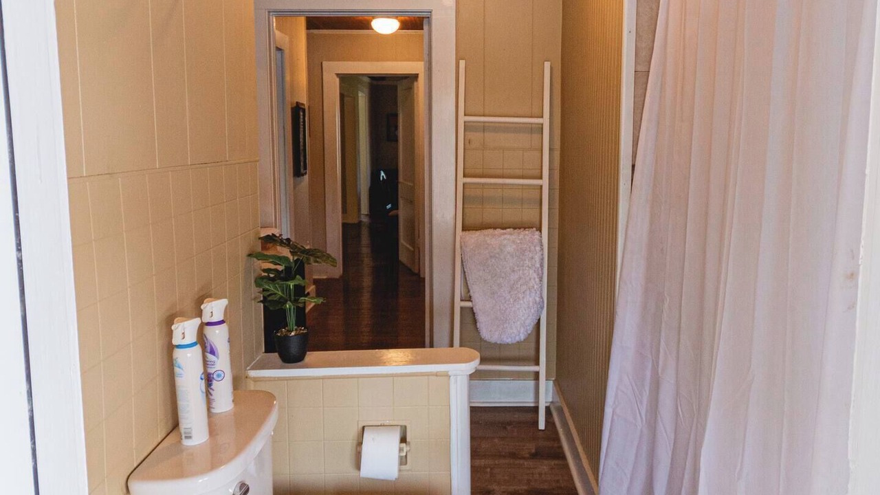 Photo of Bathroom in Natchez