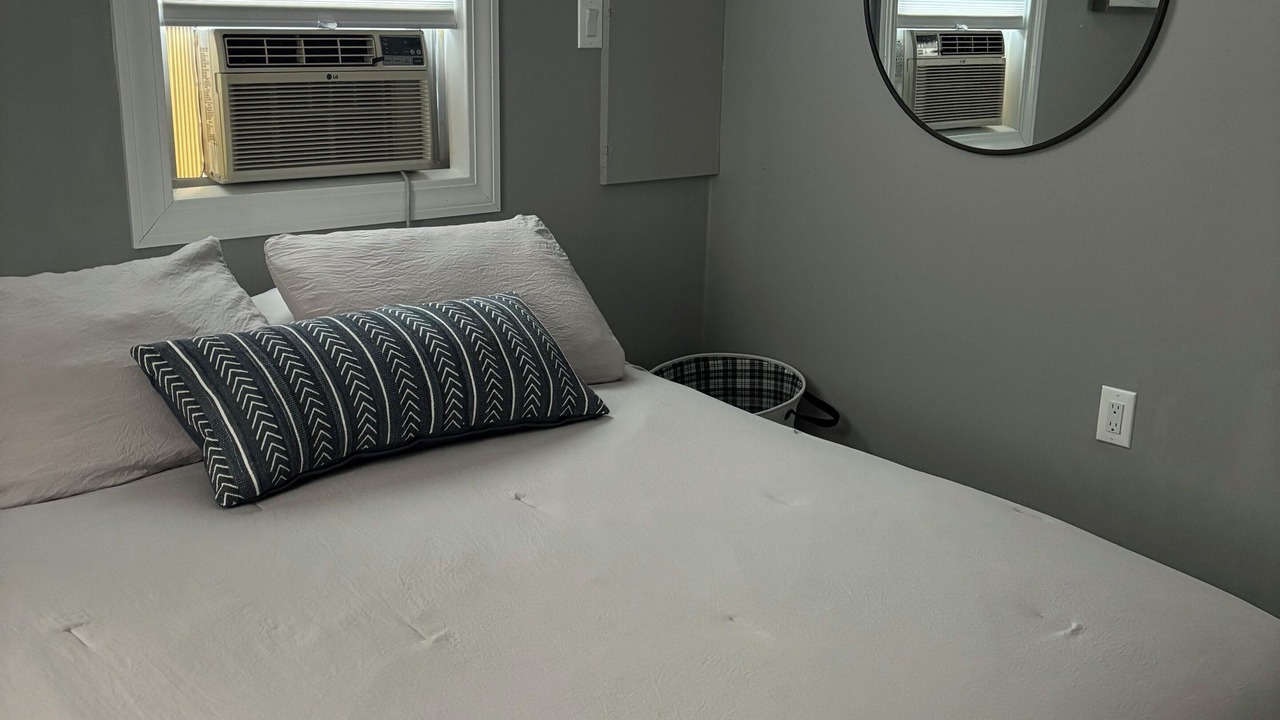 Photo of Bedroom in Albion